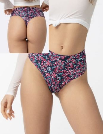 Zobrazit detail produktu - Dámské kalhotky Julimex Cranberries String Maxi Obrázek Dámské kalhotky Julimex Cranberries String Maxi